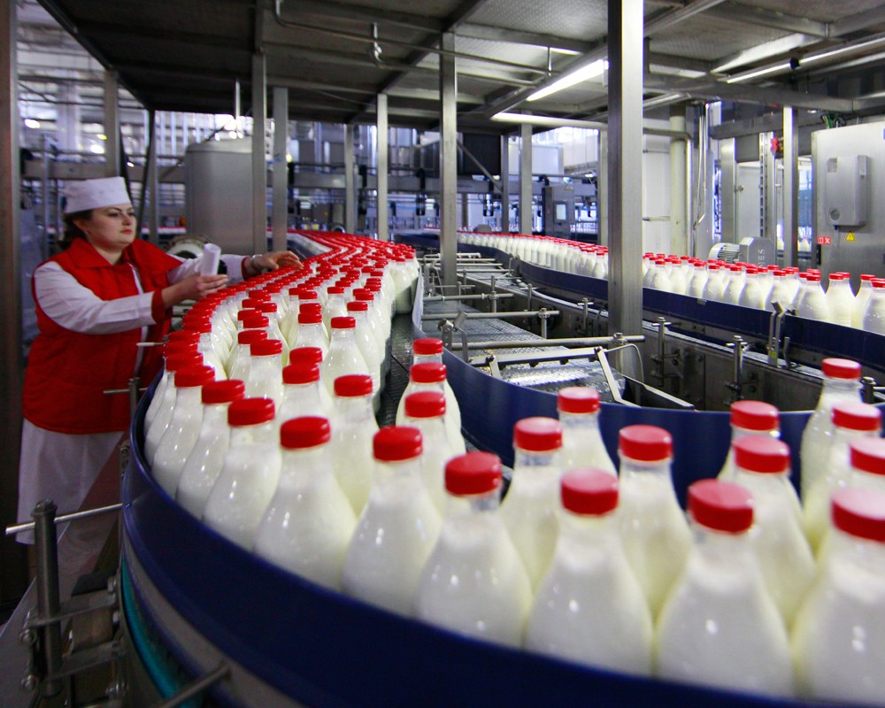 Завод по производству молока