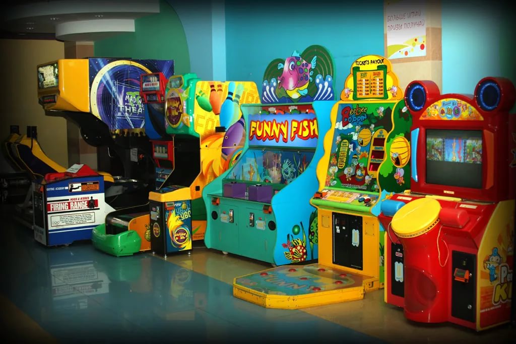 Автомат развлечения. Детские игровые автоматы. Игровые автоматы для детей. Детский игровой аппарат. Детские развлекательные аппараты.